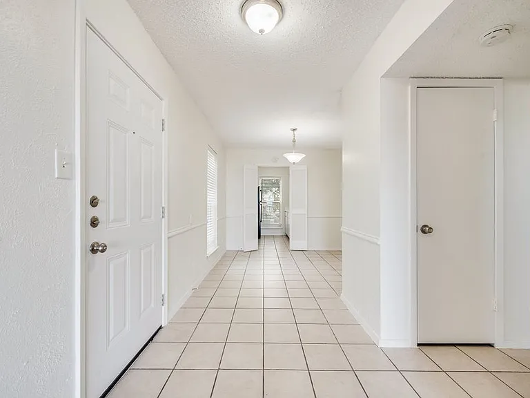 3824 Cibolo Dr #122B — Photo 7