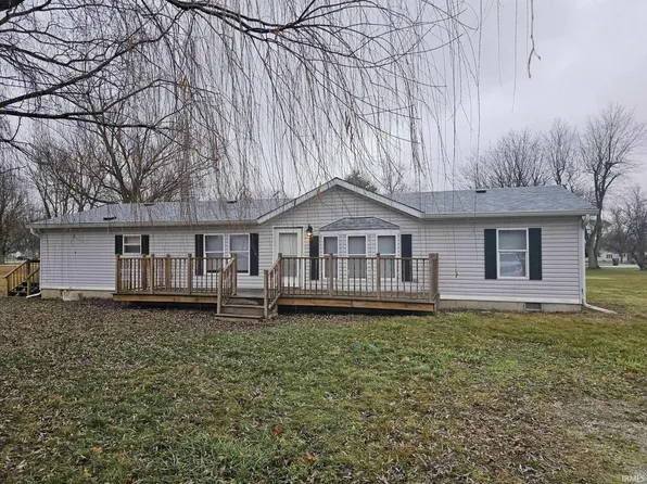 945 Wisconsin Ave, Matthews, IN 46957