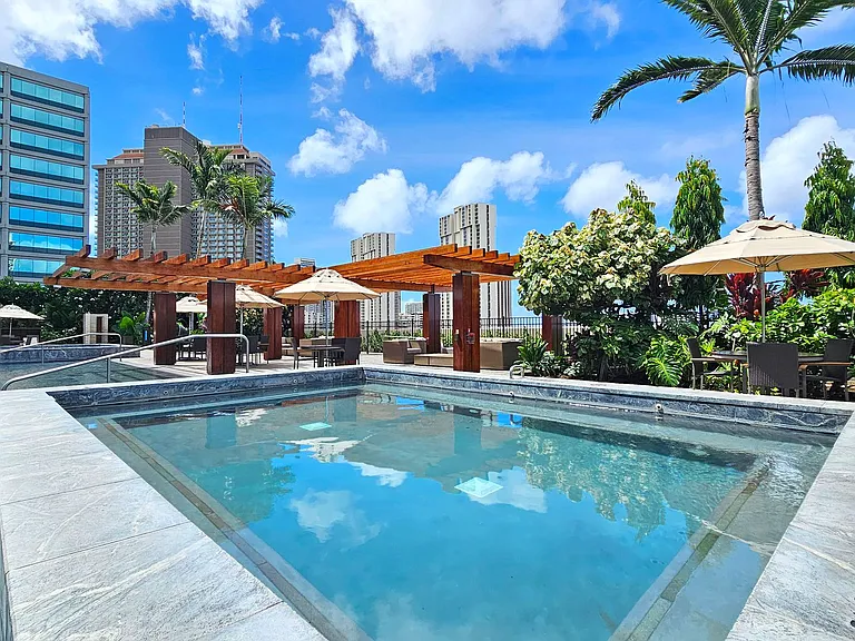 1555 Kapiolani Blvd #802 — Photo 24
