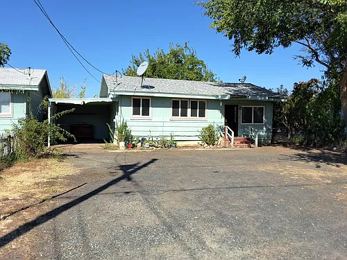 1733 6th St Photo 1
