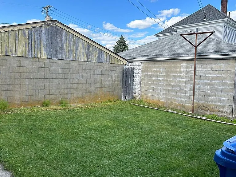 82 Milford St #2 — Photo 10