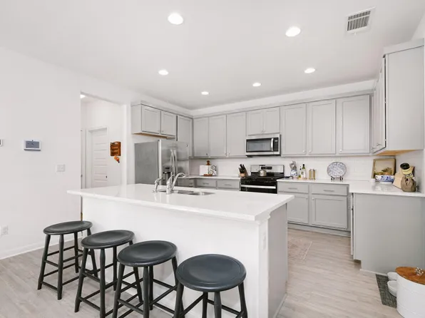 12403 Zenyatta Dr, Buda, TX 78610