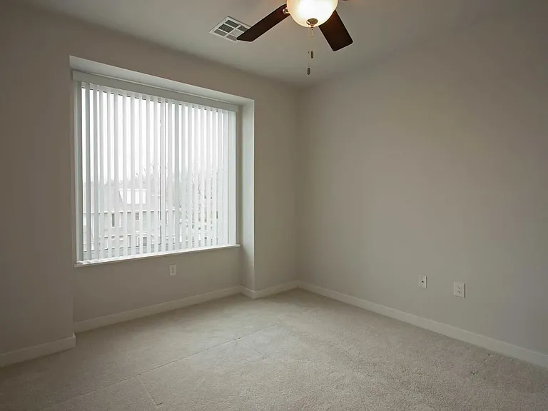 4th Street Lofts — Photo 13