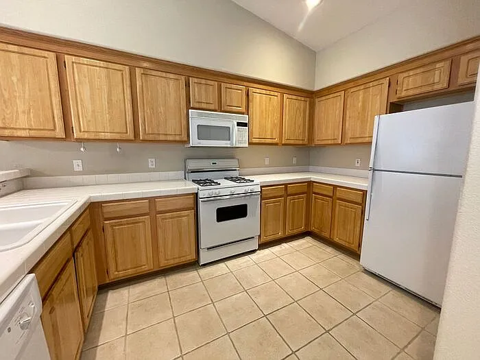4901 Black Bear Rd #202-14 — Photo 5