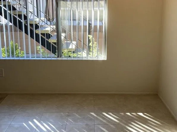 1030FI, 1030 E 1st St #4, Long Beach, CA 90802