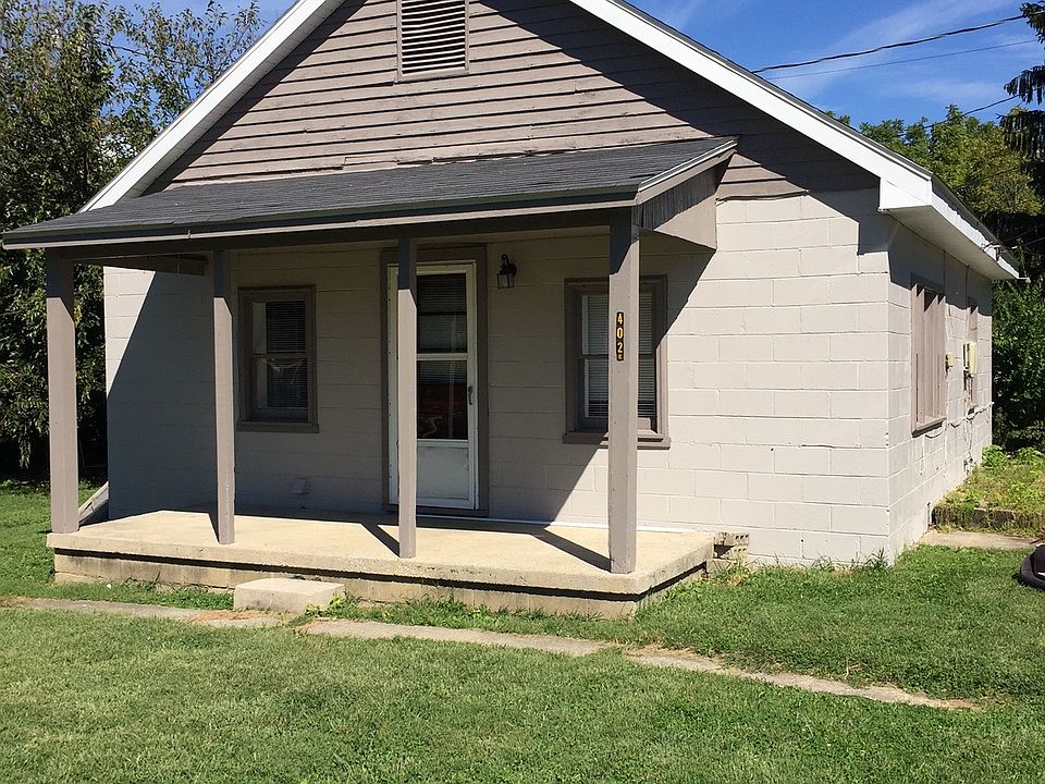 1st image of 402 E Walnut St