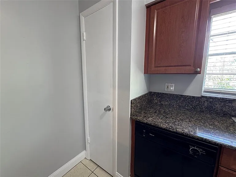 120 S Church Ave #211 — Photo 16