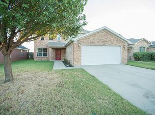 716 Buffalo Springs Dr, Fort Worth, TX 76140