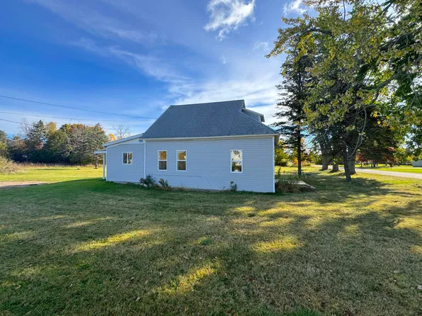 1120 Hancock St, Cheboygan, MI 49721