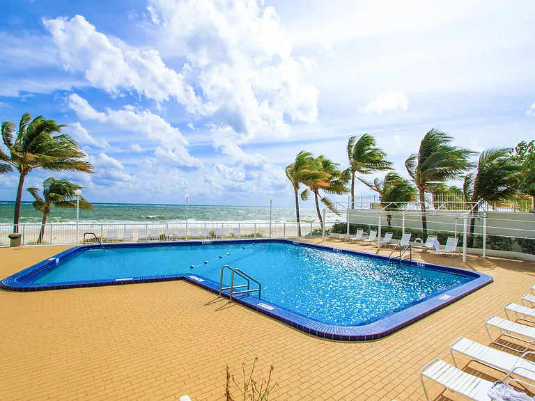 4010 Galt Ocean Dr #1514 — Photo 23