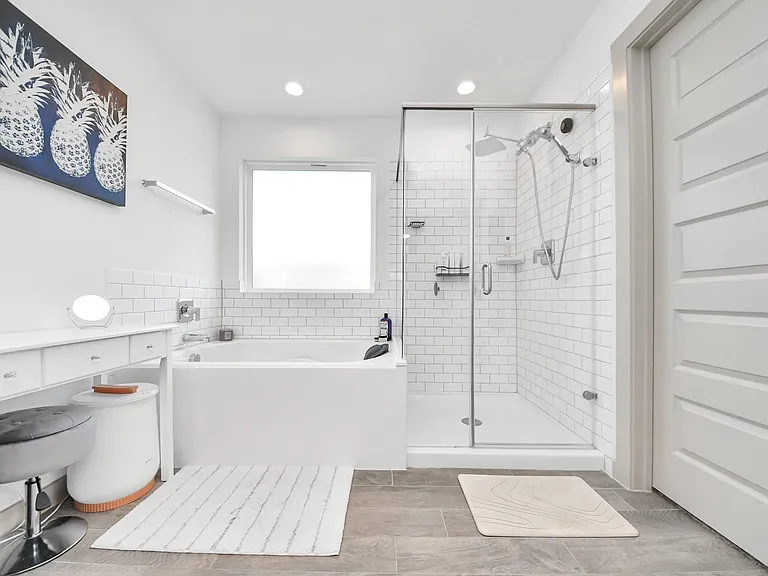 13521 Bonita Island Way — Photo 3