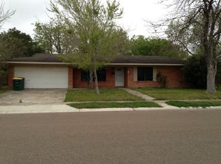 1802 College Dr, Victoria, TX 77901