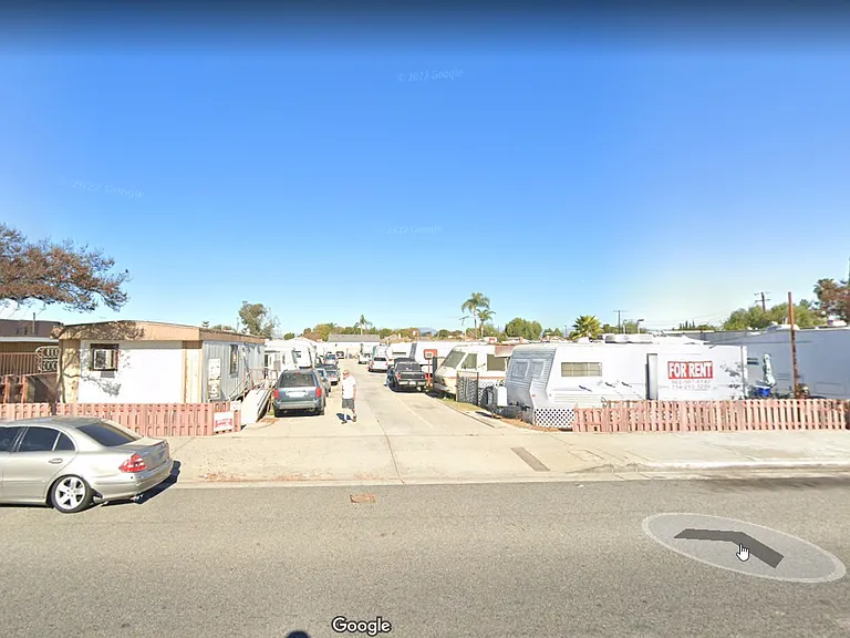 9141 Alondra Blvd #9 — Photo 2