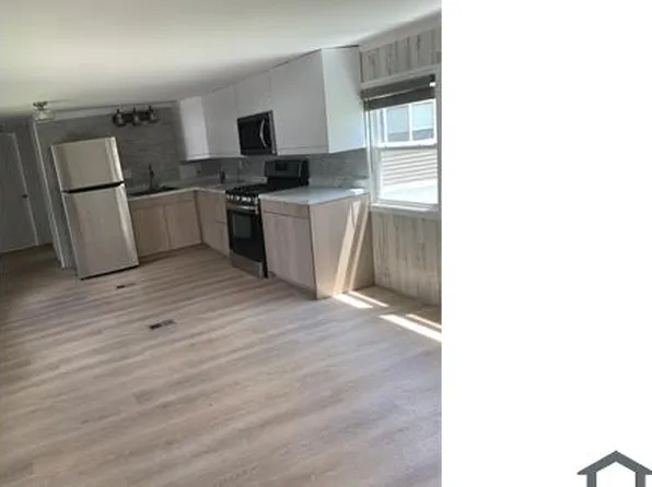177 Eagle Ave, Swartz Creek, MI 48473