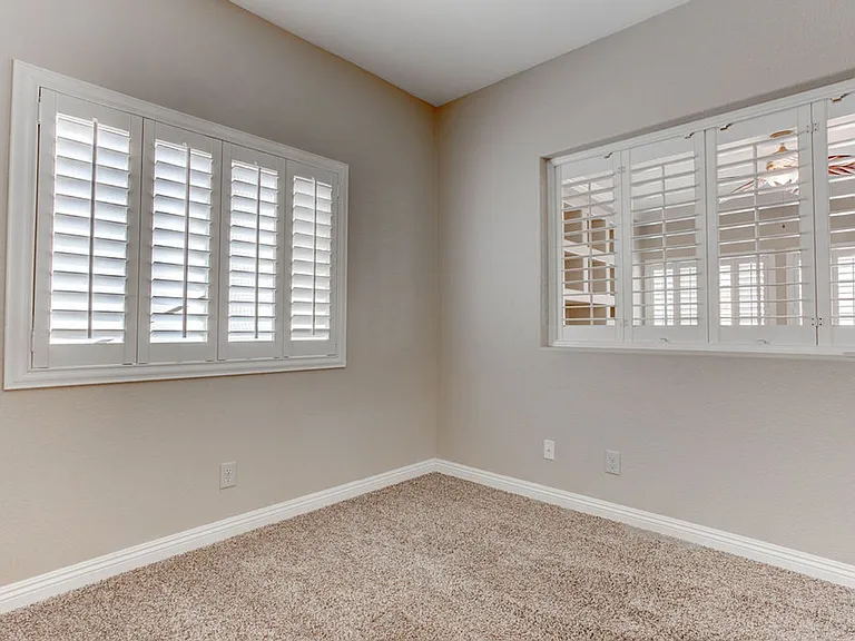 809 Royal Birch Ln — Photo 23