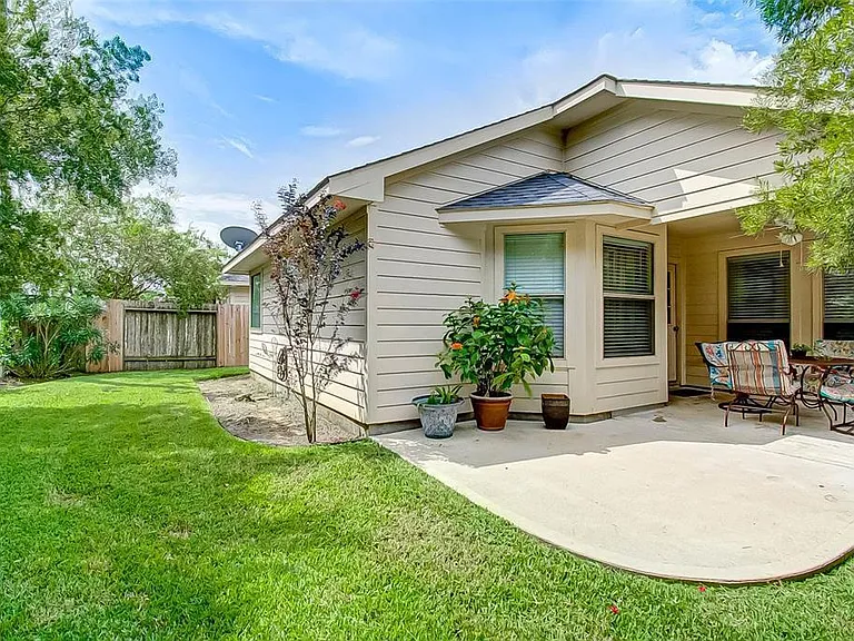 15506 Wedgewood Park — Photo 23