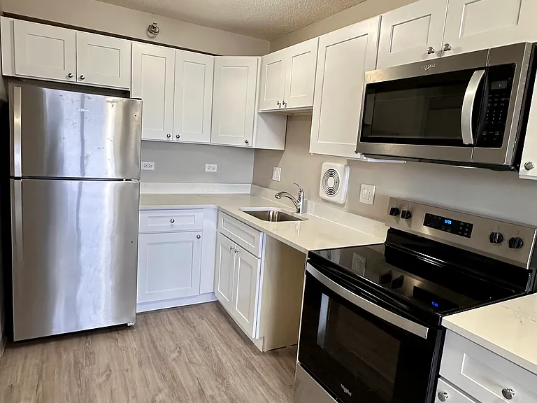 Legacy Crossings Apartment Living — Photo 11
