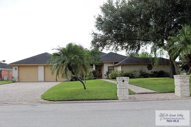 1st image of 1209 Palm Valley Dr W