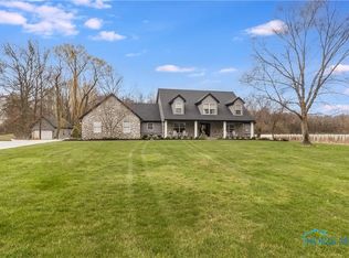 9301 Garden Rd, Monclova, OH 43542