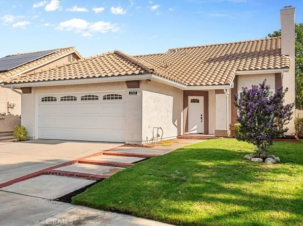 5747 Oakmont Dr, Banning, CA 92220