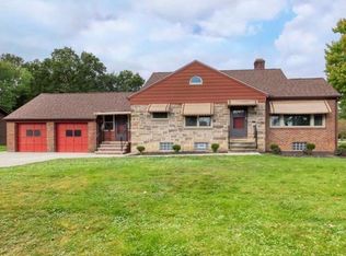 4316 Chestnut Rd, Independence, OH 44131