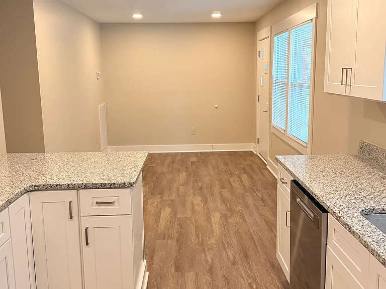 2416 Woodberry Dr #A — Photo 5