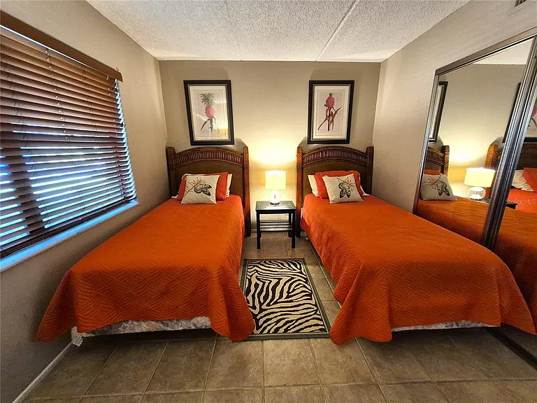 50 Woodlake Pl #50 — Photo 30