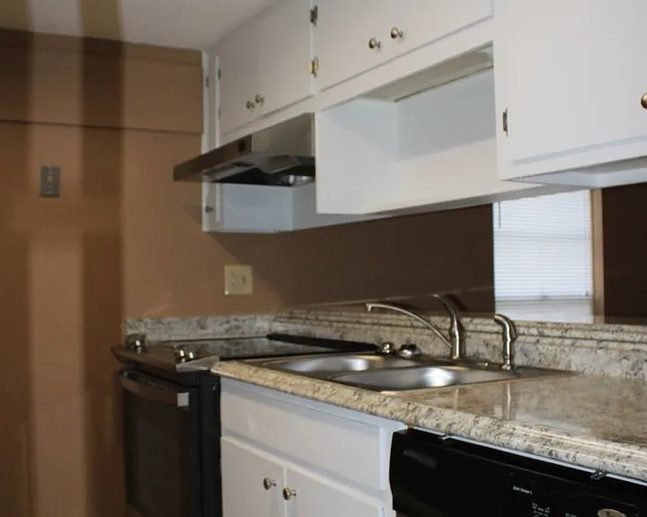 2248 Winston Way — Photo 8