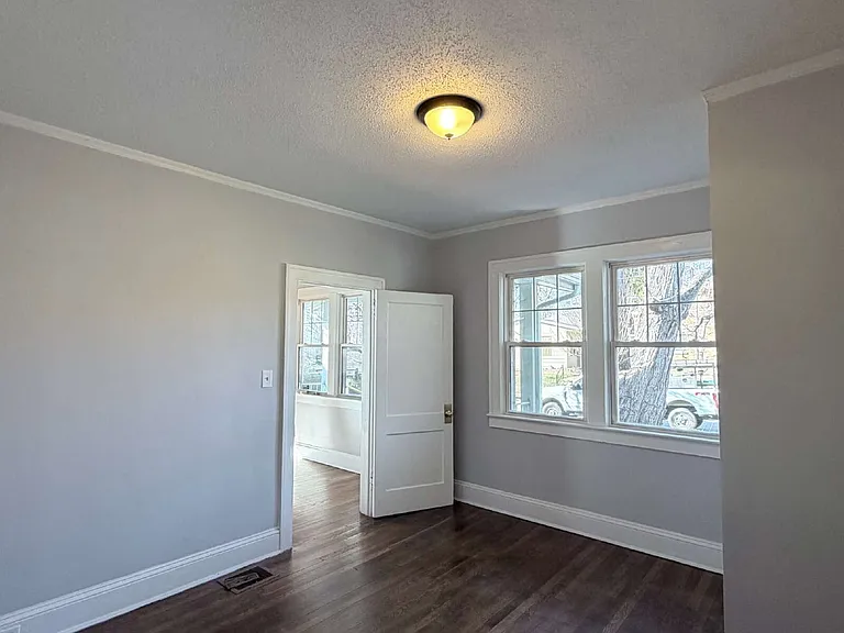 25 Walton St — Photo 13