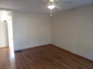 607 Roosevelt Rd, Valparaiso, IN 46383