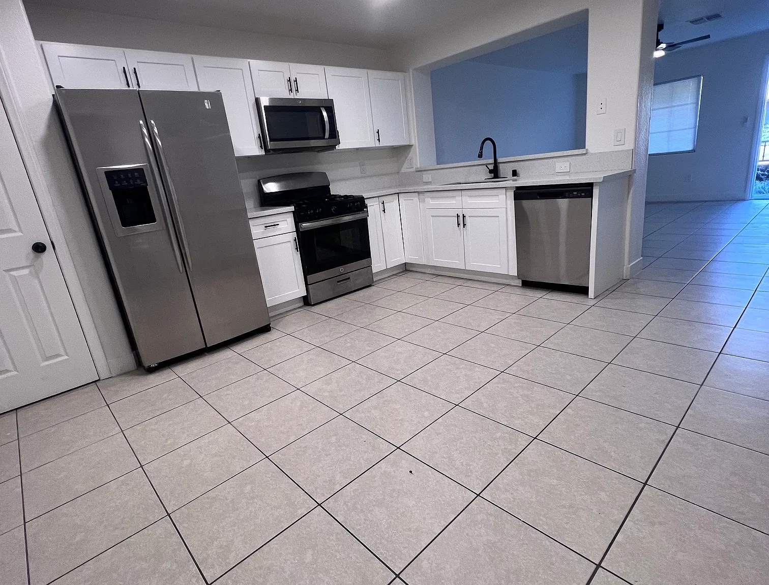 3BR Single Family House — Photo 3