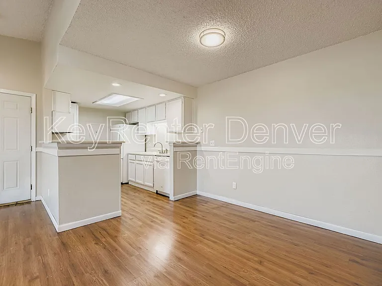 18063 E Ohio Ave #201 — Photo 4