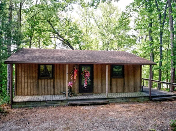61 Bluestone Cir, Clarksville, VA 23927