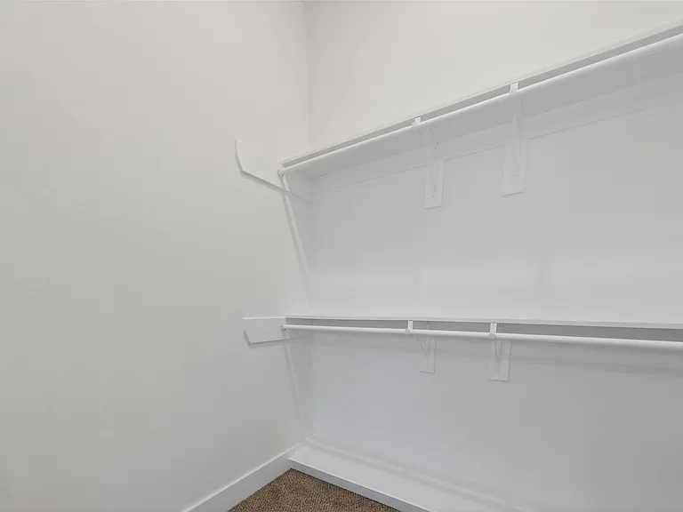 2714 Drew St — Photo 17