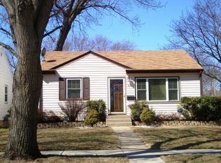 321 N Chicago Ave, Sioux Falls, SD 57103
