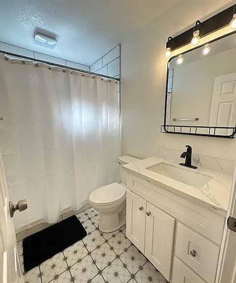 211 S Spring St #211 — Photo 5