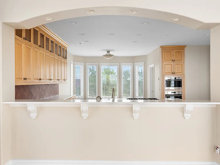 882 W Ocean View Ave — Photo 41