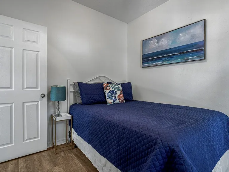 1289A Century Oaks Dr — Photo 10