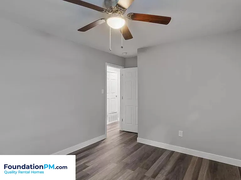 2435 Alcy Manor Ln #104 — Photo 7