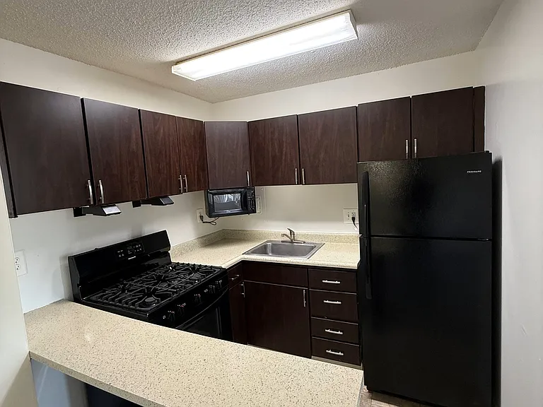 Horizon House — Photo 32