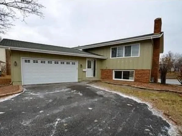 7317 Candlewood Dr N, Brooklyn Park, MN 55445