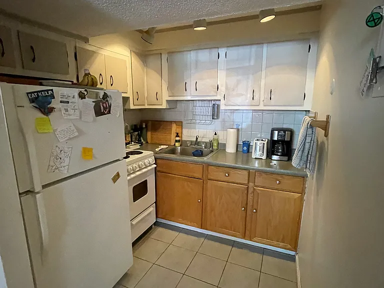 65 Chester St #B — Photo 9