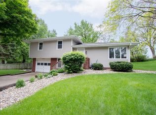 1315 Hyvue St, Adel, IA 50003