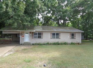 1706 W Lincoln Rd, Ville Platte, LA 70586