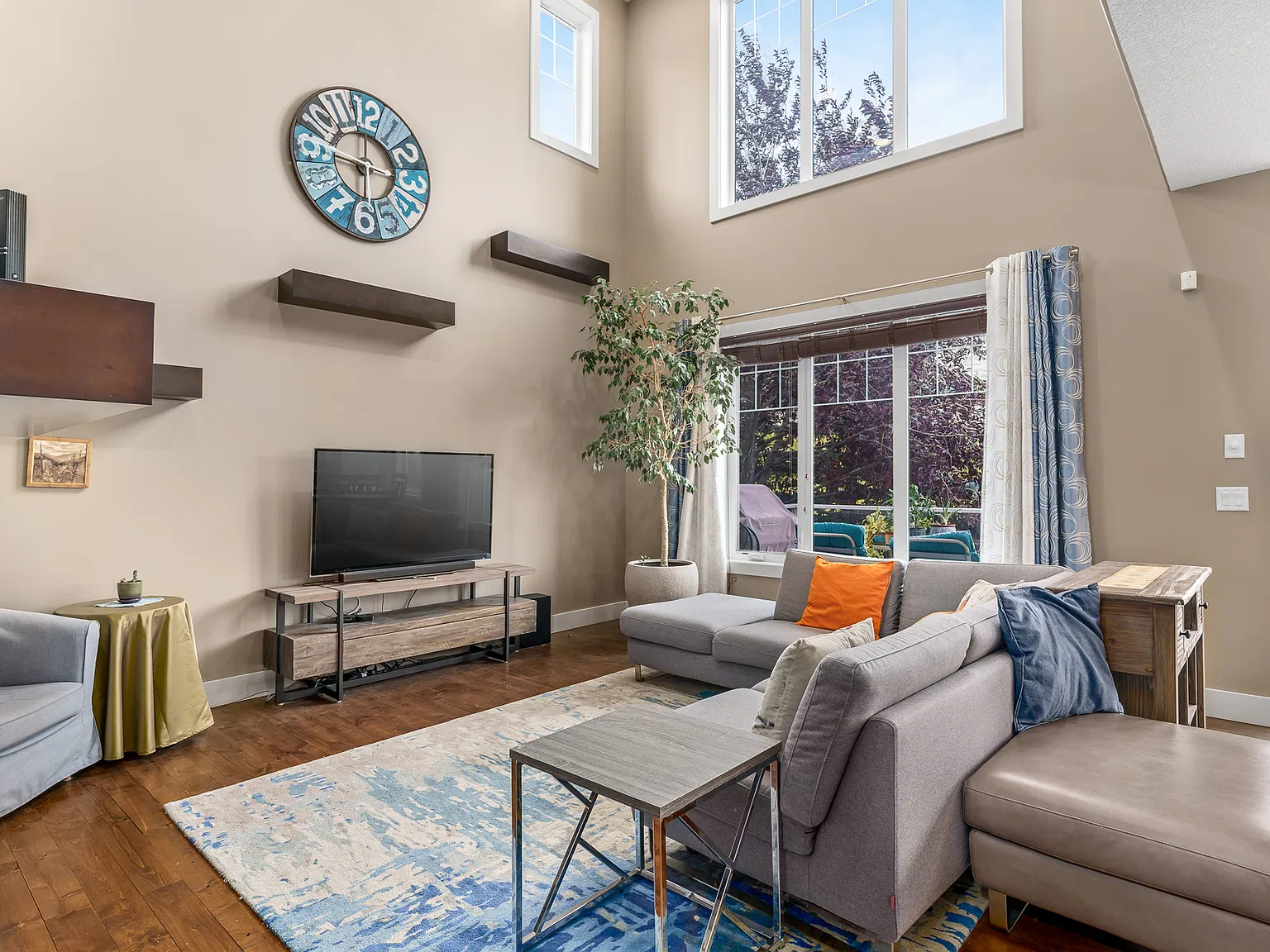 4 bed, 3.5 bath, 2850 sqft, $5,500 — Photo 4