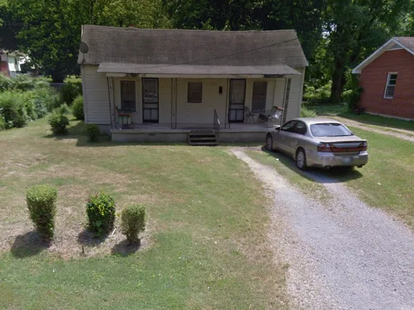 1224 Cedar St, Clarksville, TN 37040