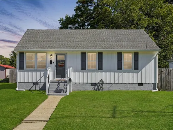 703 Sedgefield Dr, Newport News, VA 23605