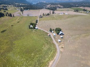 958 Hockersmith Rd, Kettle Falls, WA 99141