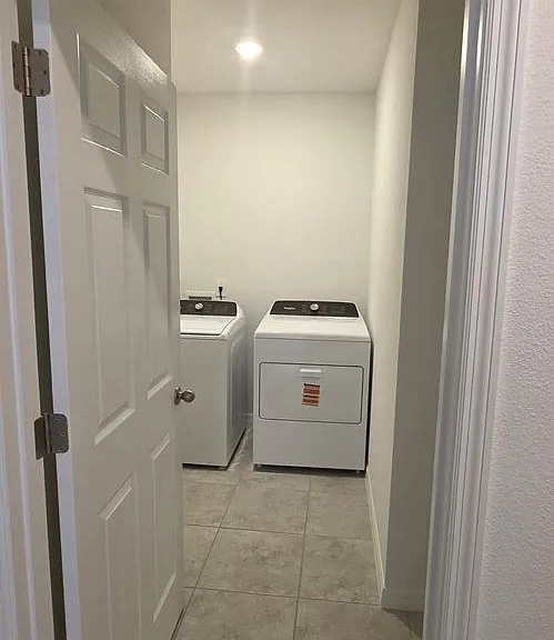 3916 Giorgio Dr — Photo 33