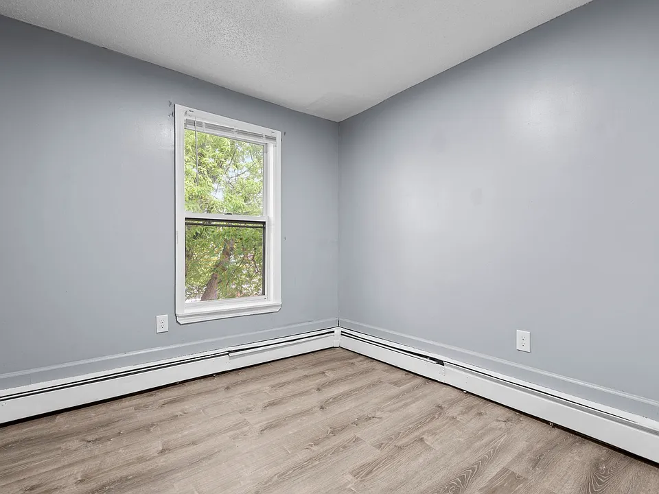 26-28 Lawrence St #28-3